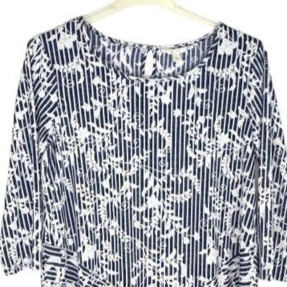 NWT Cato L Blue Tunic Blouse 3/4 Sleeve Floral Vertical Stripe Asymmetrical Hem - Picture 3 of 12